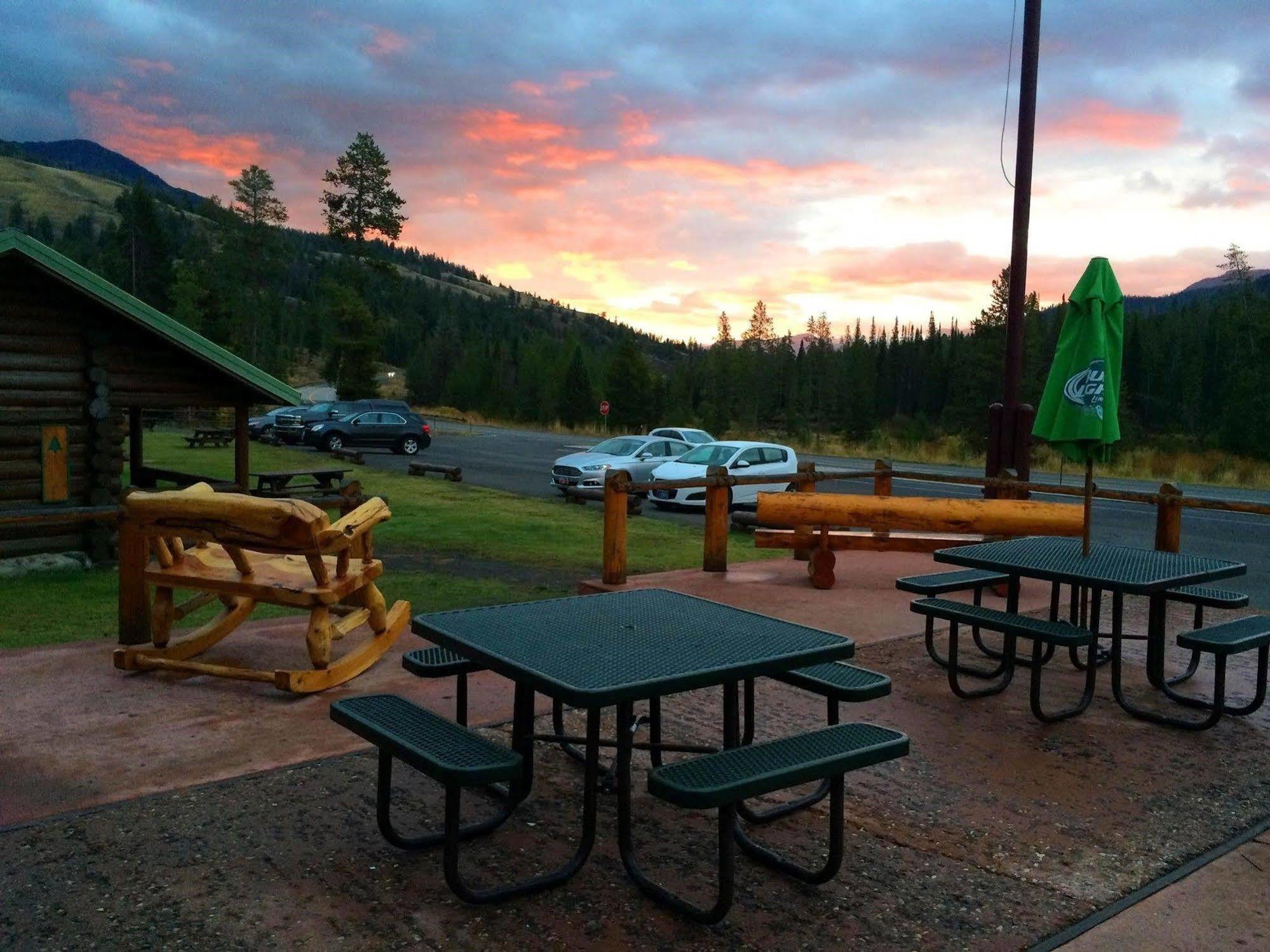 Pahaska Tepee Resort 코디 외부 사진